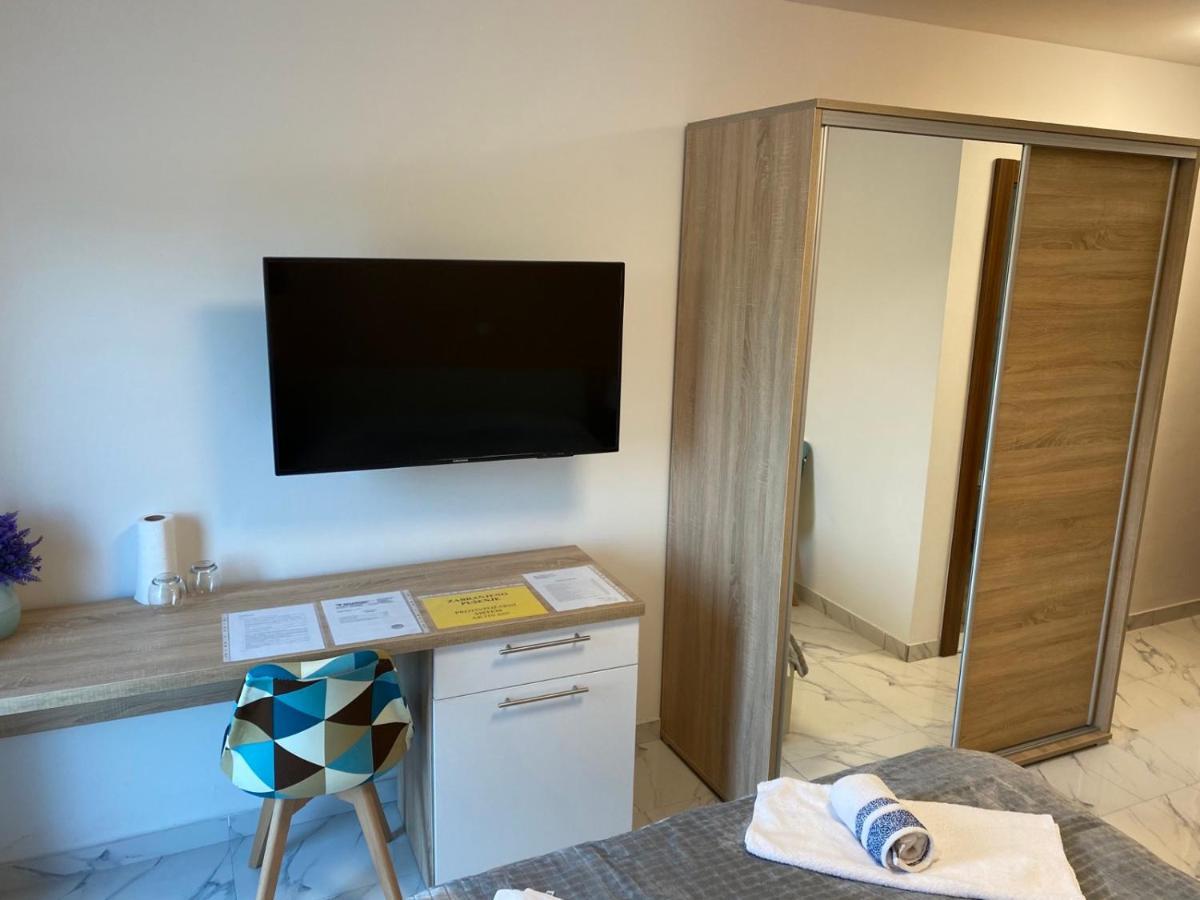 Belamionix Motel Bosanski Samac Екстер'єр фото