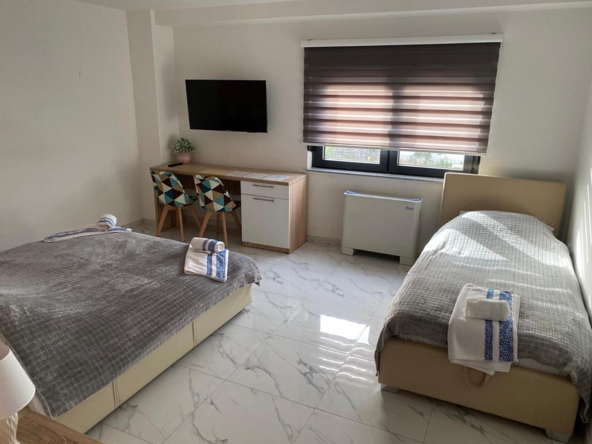 Belamionix Motel Bosanski Samac Екстер'єр фото