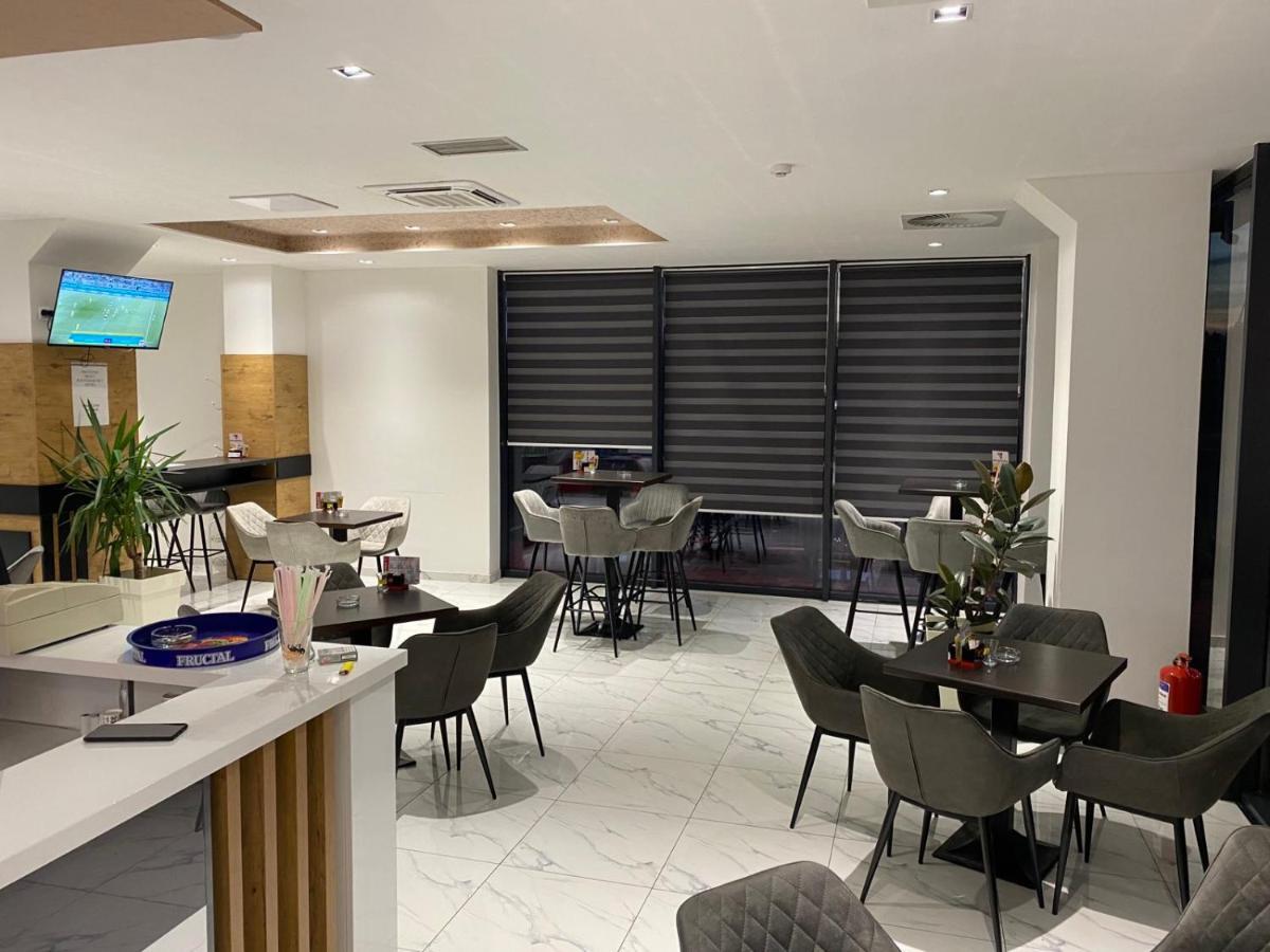 Belamionix Motel Bosanski Samac Екстер'єр фото